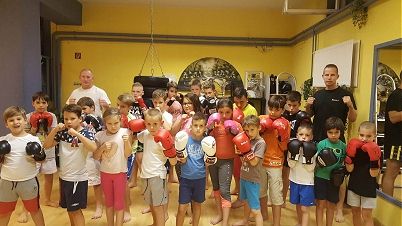 Gyerek thai box edzés